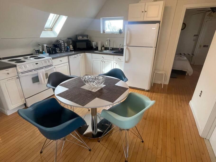 Cozy Condo With All Perks & Parking Close To Encore Casino Everett Εξωτερικό φωτογραφία
